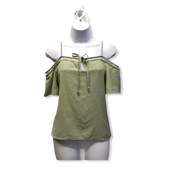 Expose | Bohemian Green Cold Shoulder Blouse - Picture 2 of 9
